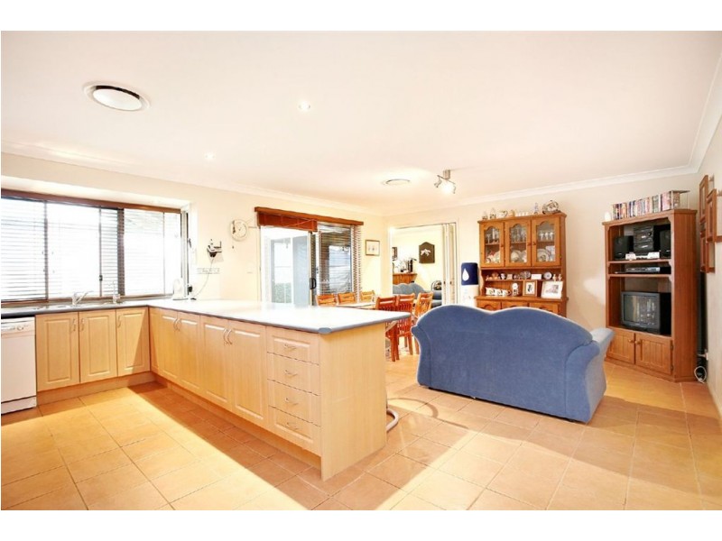 8 Everard Street, North Lakes QLD 4509