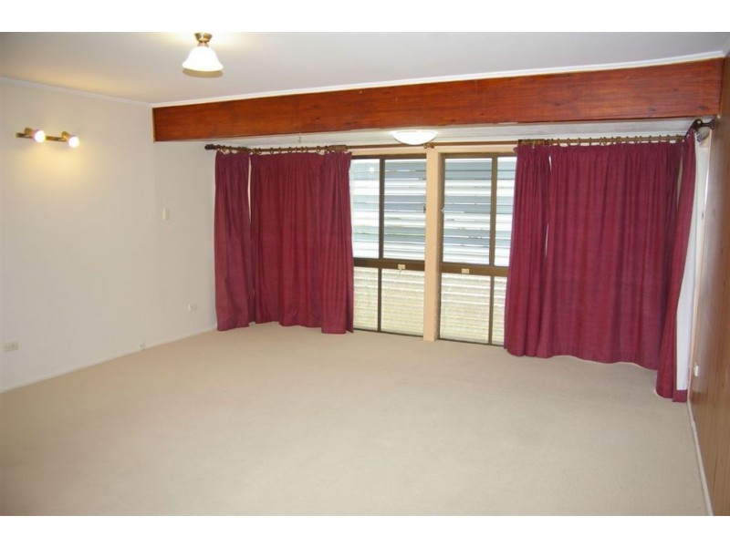 6 Lauder Street, Kallangur QLD 4503