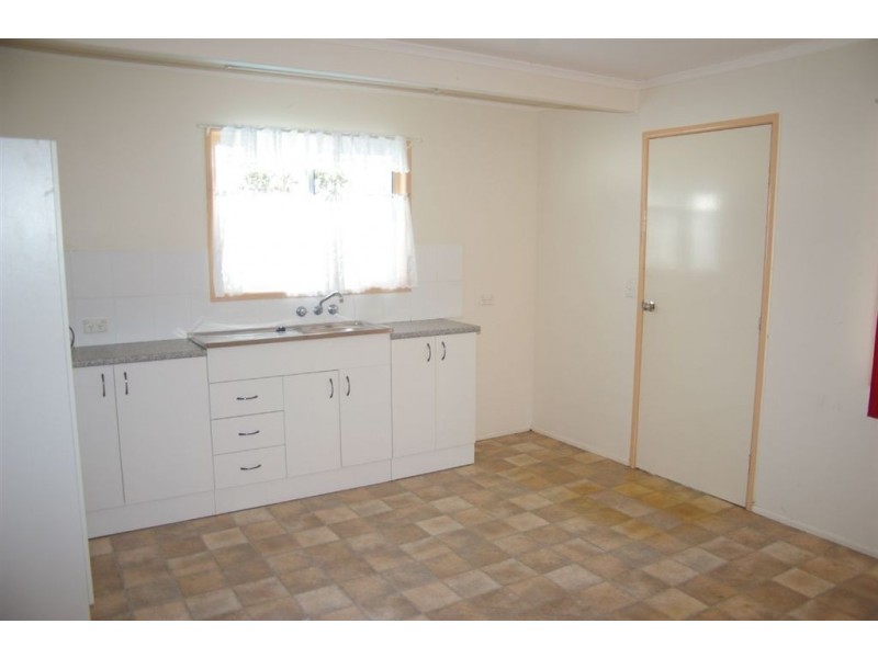 6 Lauder Street, Kallangur QLD 4503