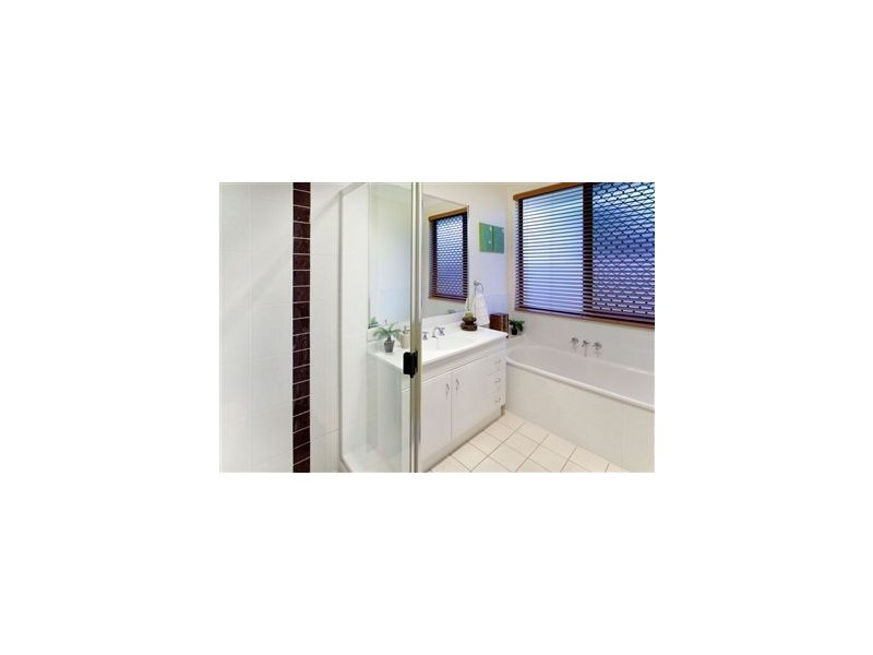 10 Riberry, North Lakes QLD 4509