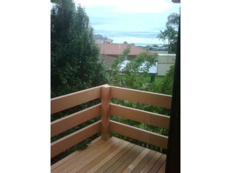 9 Columbia Ct, Scarborough QLD 4020