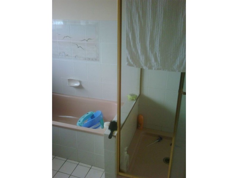 9 Columbia Ct, Scarborough QLD 4020