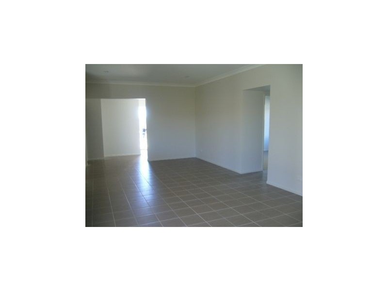 8 Brushtail, North Lakes QLD 4509