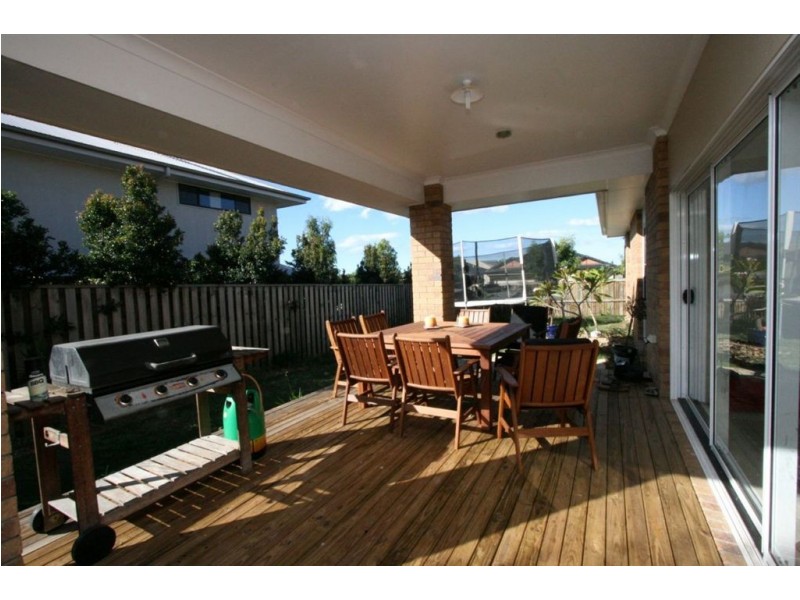 17 Capparis Street, North Lakes QLD 4509