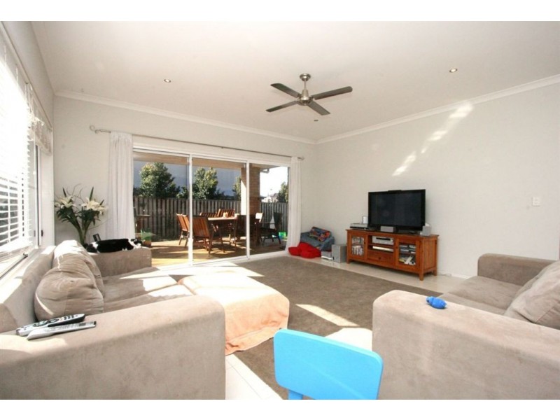 17 Capparis Street, North Lakes QLD 4509