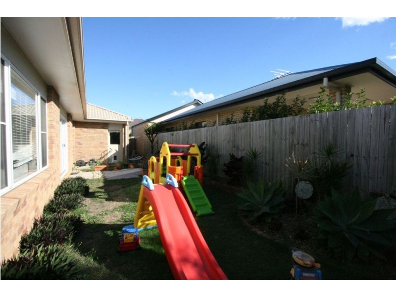 17 Capparis Street, North Lakes QLD 4509