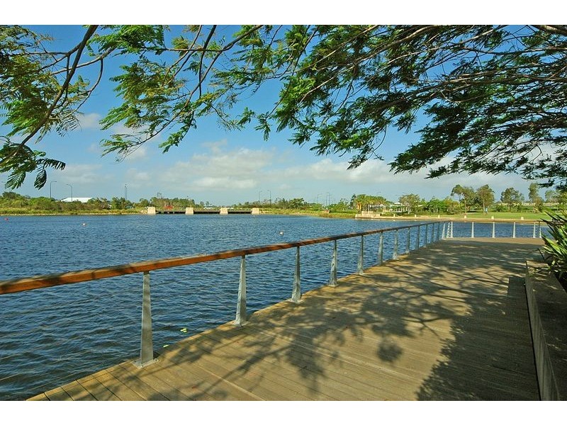 North Lakes QLD 4509