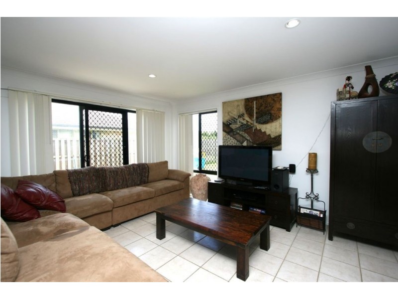 19 Winzear Drive, Kallangur QLD 4503