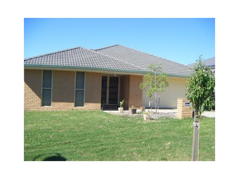 3 Kyah Close, Kallangur QLD 4503