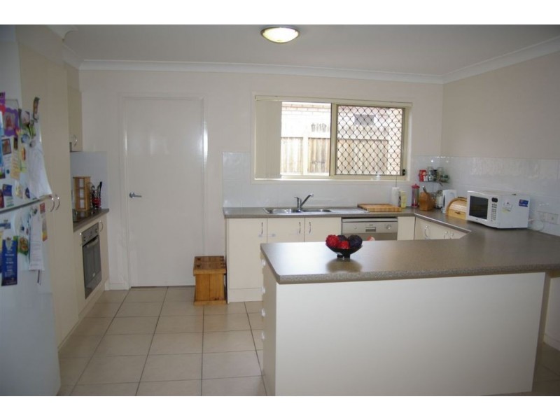 53 Baker Street, Bray Park QLD 4500