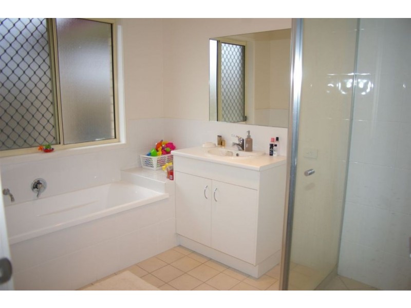 53 Baker Street, Bray Park QLD 4500