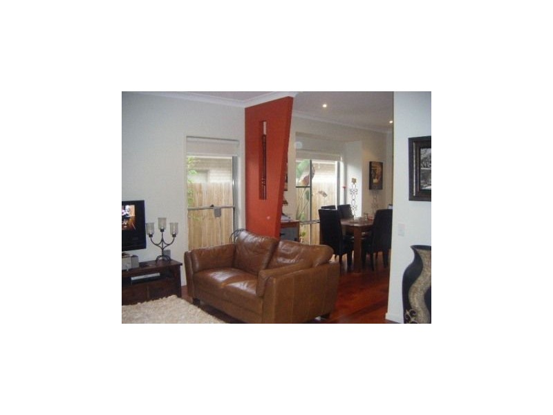 15 Kowari Crescent, North Lakes QLD 4509