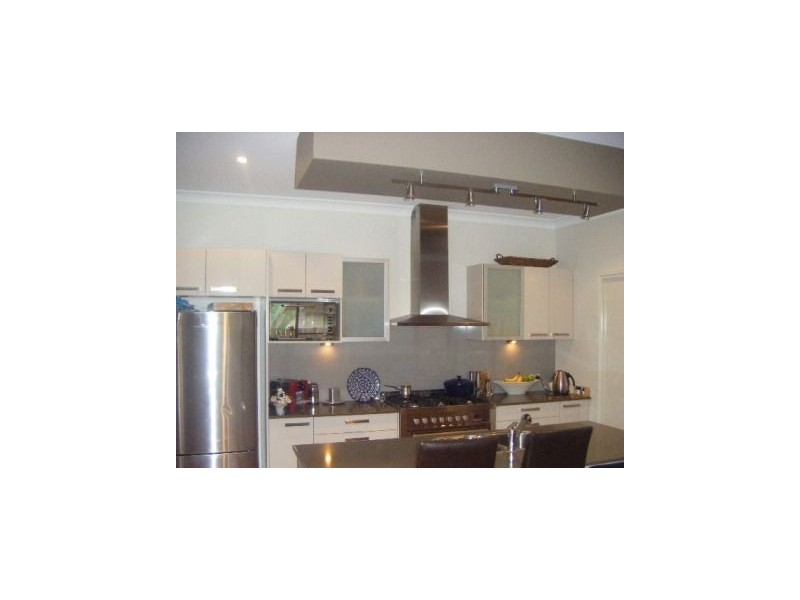 15 Kowari Crescent, North Lakes QLD 4509