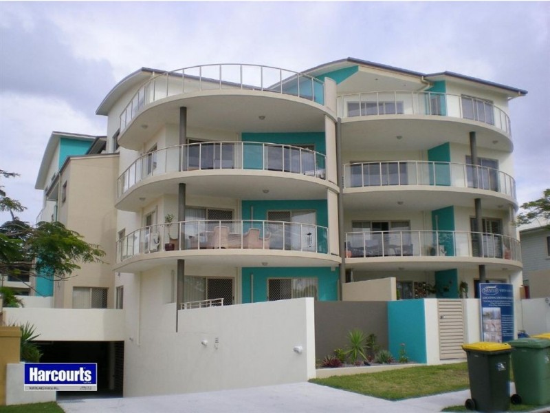 3/7 Annie Street, Woody Point QLD 4019