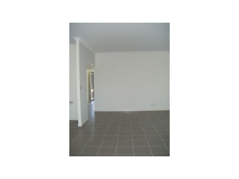 14 Langer, North Lakes QLD 4509