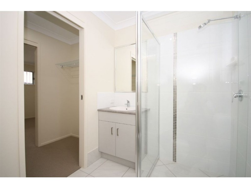 30 Nina Crescent, North Lakes QLD 4509