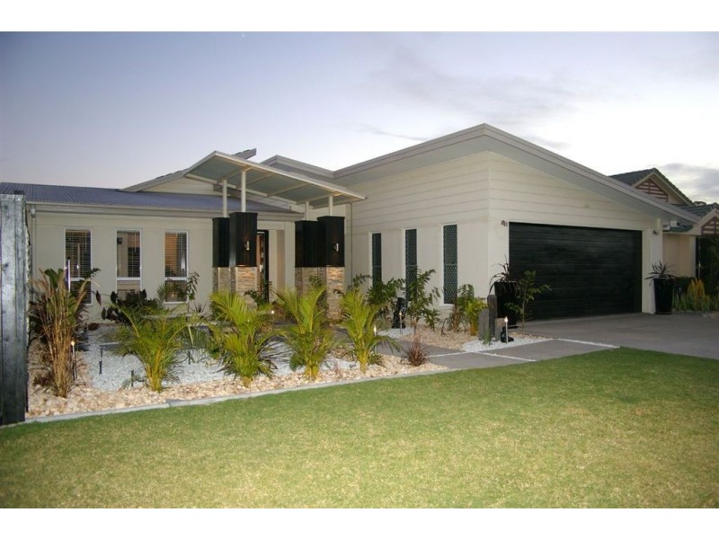 12 Creekside Drive, Narangba QLD 4504