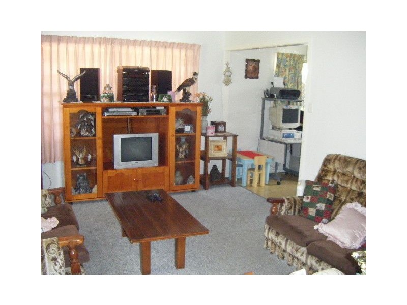 39 Benson Street, Scarborough QLD 4020