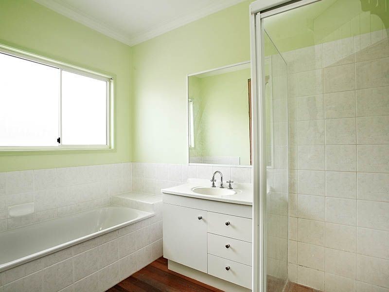 8 Redgum Drive, Burpengary QLD 4505