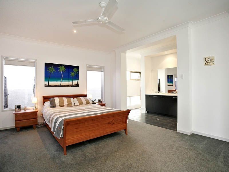 44 Kurrajong Circuit, North Lakes QLD 4509