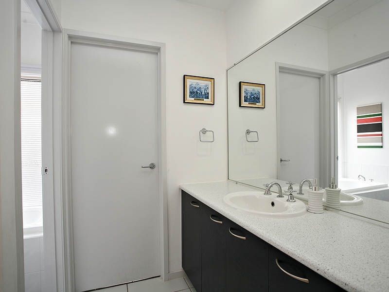 44 Kurrajong Circuit, North Lakes QLD 4509