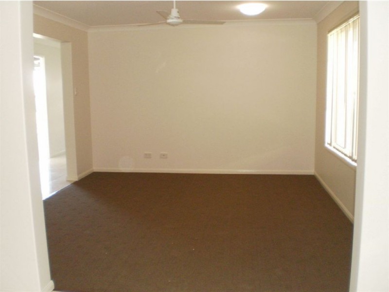17 Menara Circuit, North Lakes QLD 4509