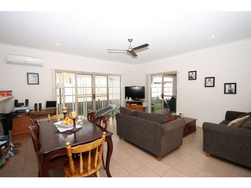 9 Dingo Street, North Lakes QLD 4509