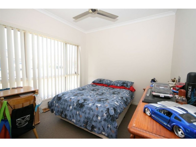 9 Dingo Street, North Lakes QLD 4509