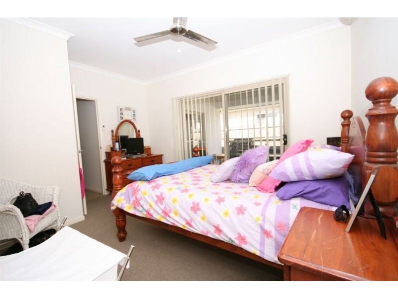 9 Dingo Street, North Lakes QLD 4509