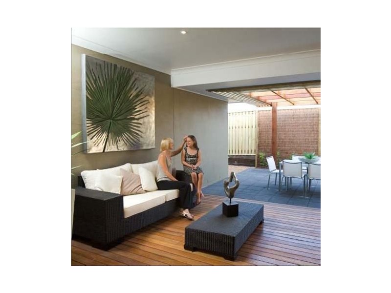 18 First Street, North Lakes QLD 4509