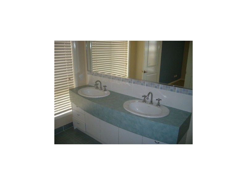 5 Jacana Parade, North Lakes QLD 4509