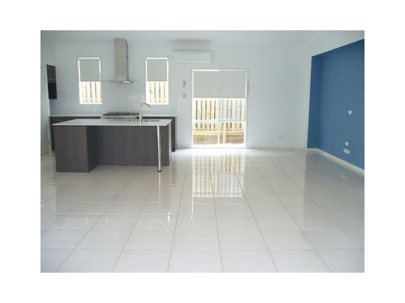 23 Langer, North Lakes QLD 4509