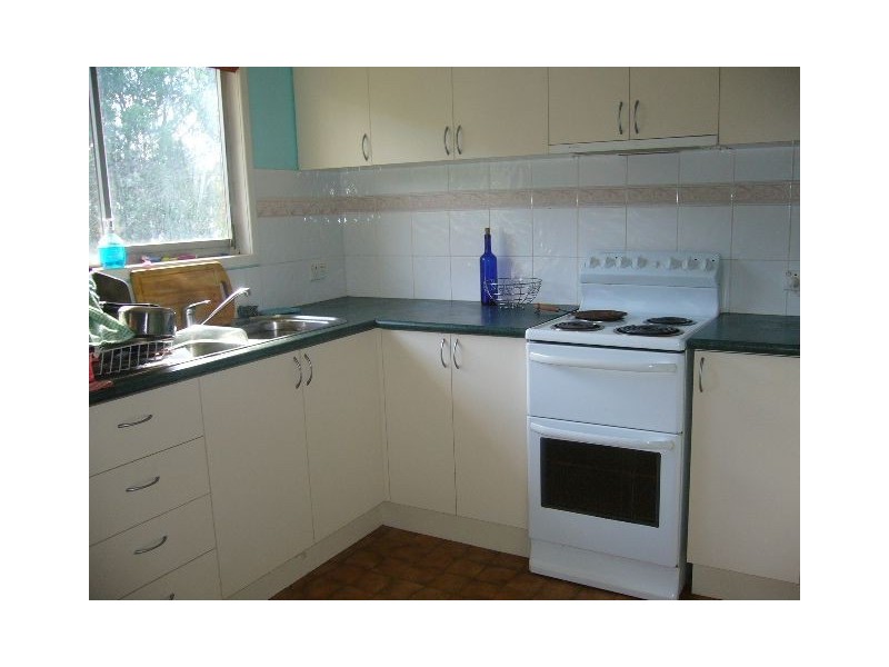 28 Lavercombe Drive, Kallangur QLD 4503