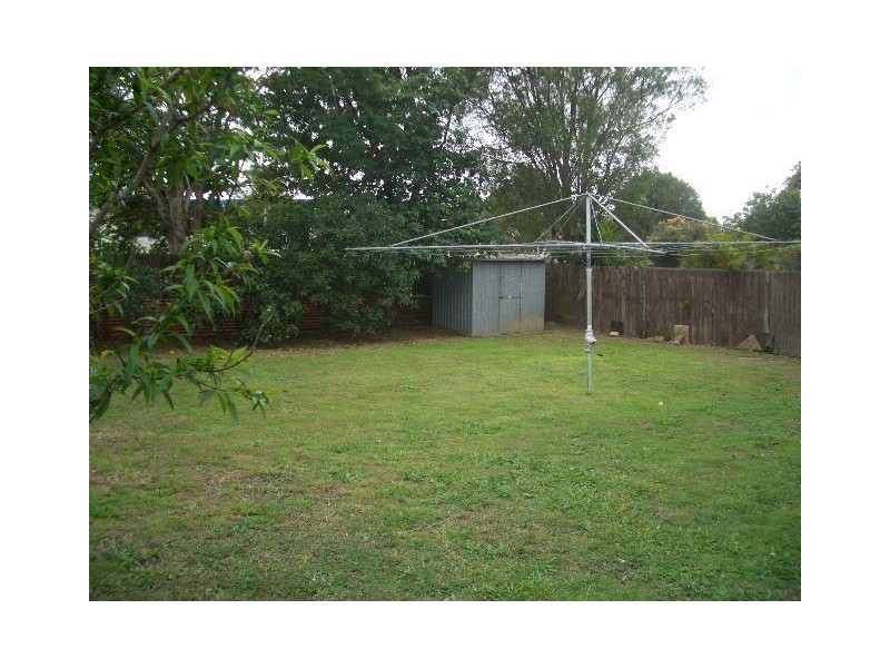 28 Lavercombe Drive, Kallangur QLD 4503