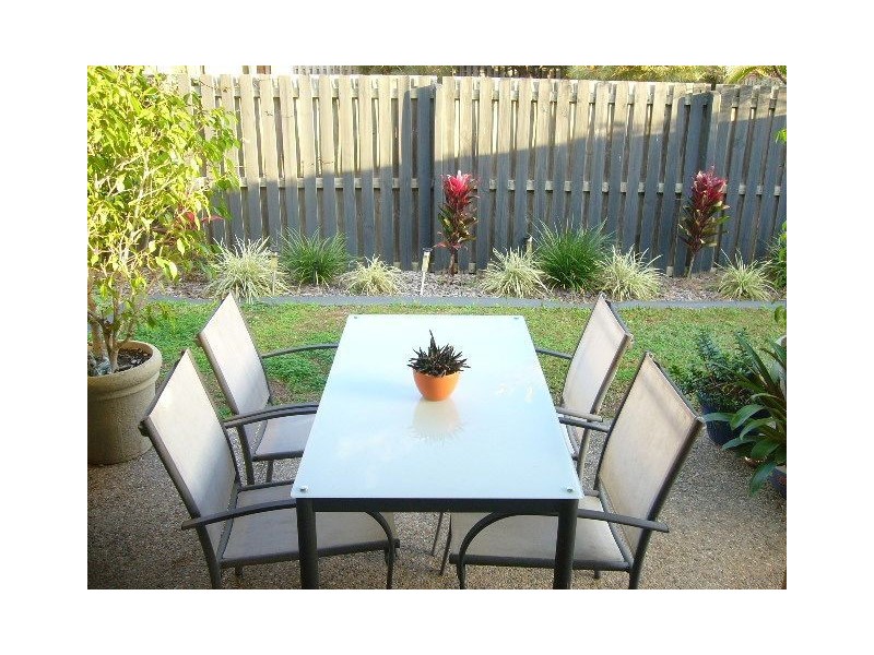 1 Page, North Lakes QLD 4509