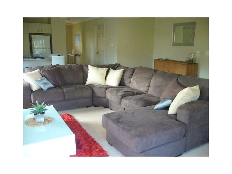 1 Page, North Lakes QLD 4509