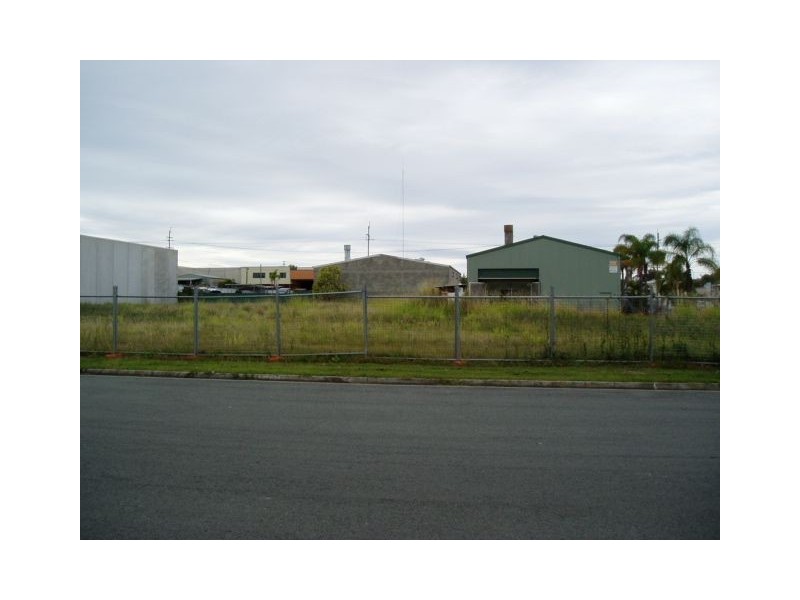 26-28 Redcliffe Gardens Drive, Clontarf QLD 4019