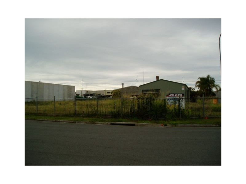 26-28 Redcliffe Gardens Drive, Clontarf QLD 4019