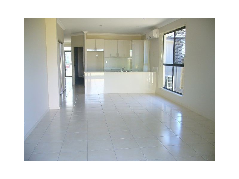 5 Friars, North Lakes QLD 4509