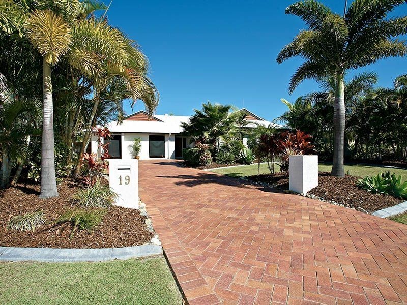 19 Copeland Drive, North Lakes QLD 4509