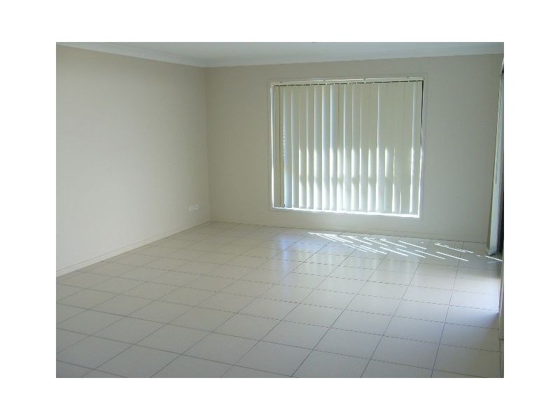 36 Sears, North Lakes QLD 4509