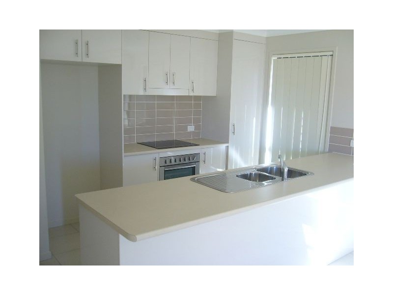 36 Sears, North Lakes QLD 4509
