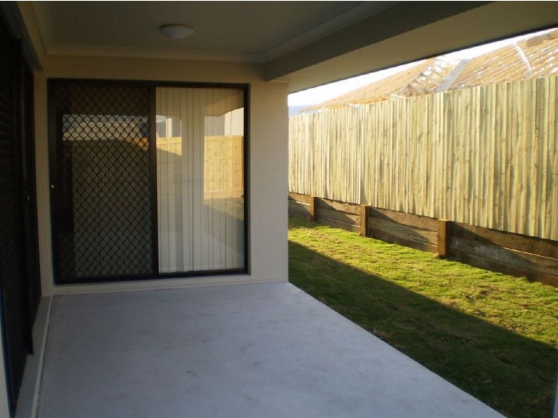 17 Menara Circuit, North Lakes QLD 4509