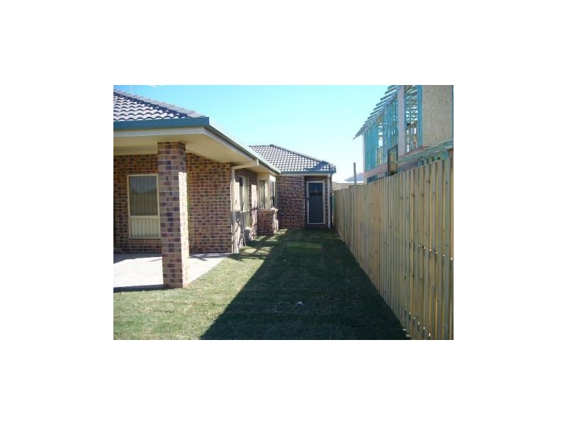 18 Quoll, North Lakes QLD 4509