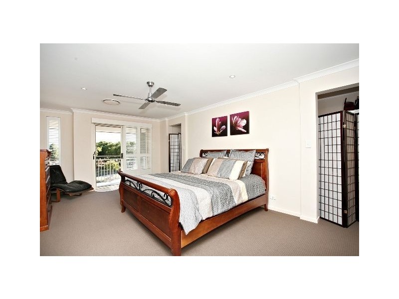 2 Turnstone Circuit, North Lakes QLD 4509