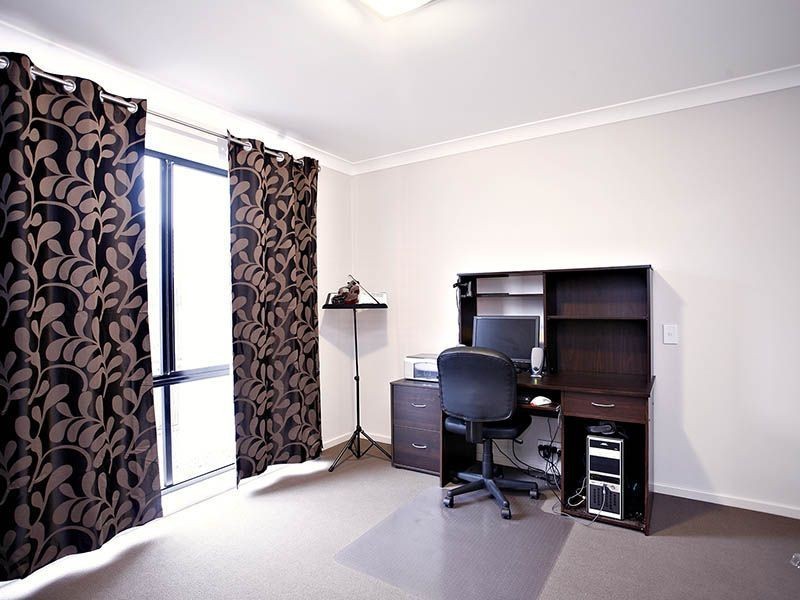 52 Sunstone Circuit, Mango Hill QLD 4509