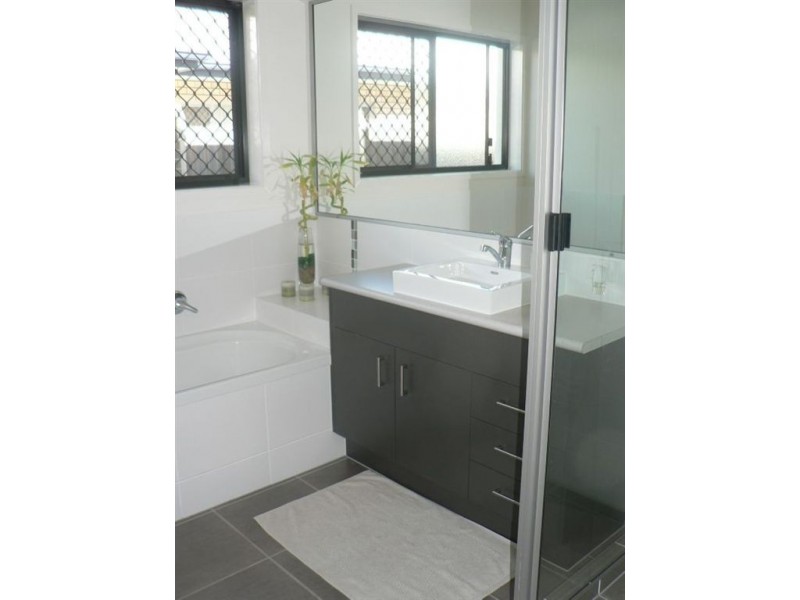 34 Mulgara Ct, North Lakes QLD 4509