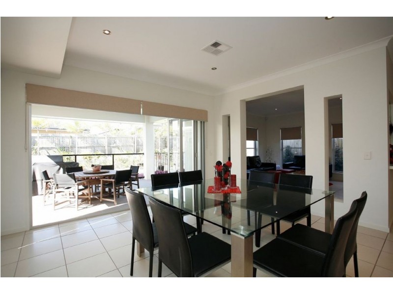 6 Midyim Street, North Lakes QLD 4509