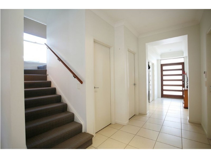 6 Midyim Street, North Lakes QLD 4509