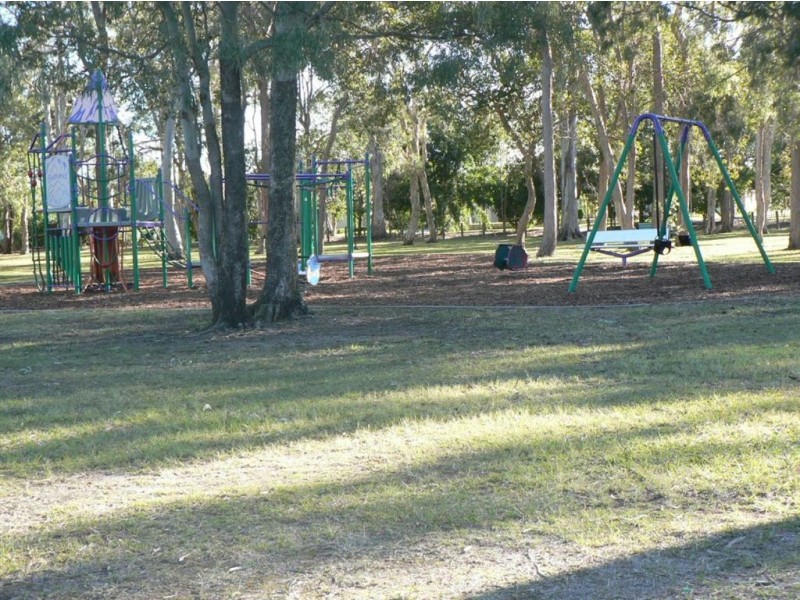 41 Sportsground Street, Redcliffe QLD 4020